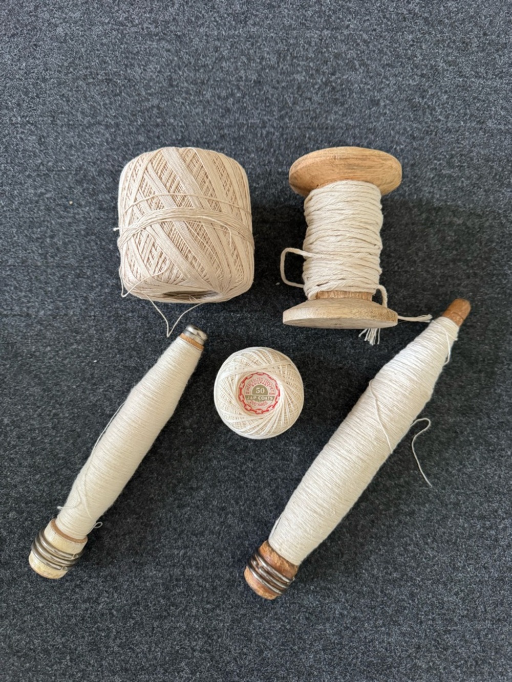 Lot of Vintage Natural Cream Cotton Twine Spools and Bobbins